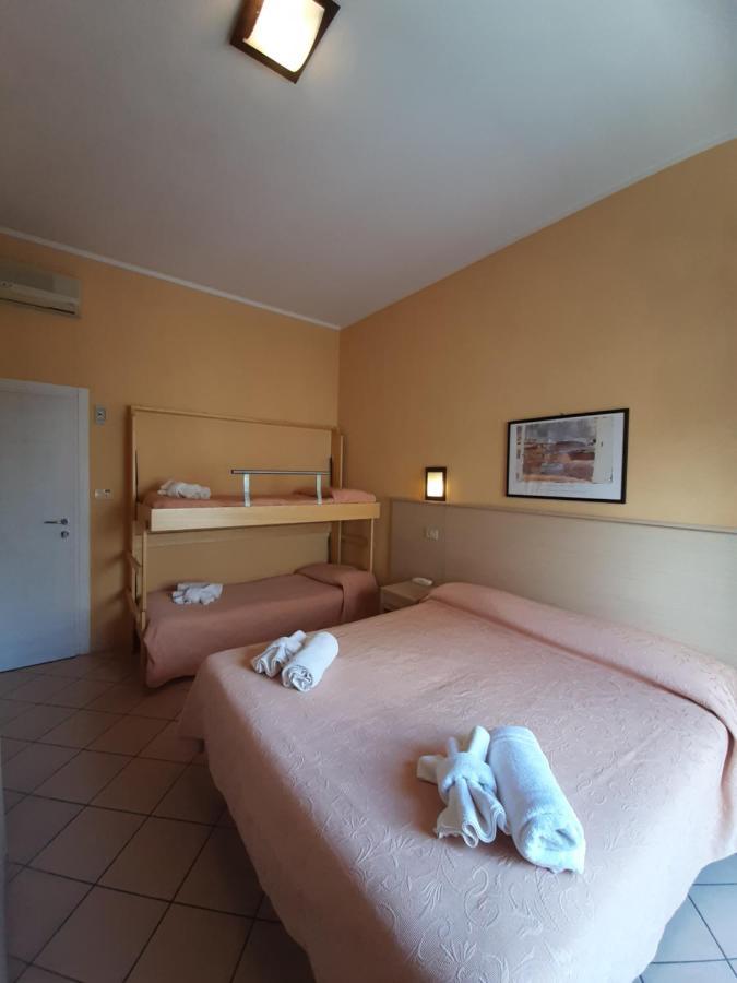 Hotel Originale By Alehotels Rimini Extérieur photo