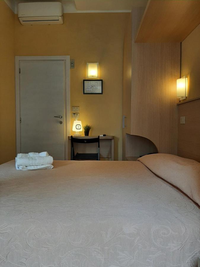 Hotel Originale By Alehotels Rimini Extérieur photo